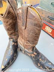 MaxSold Auction: Tooled Leather Western Cowboy Boots, Size 10 D, Two-Tone Brown - Los Angeles (California, USA) PARTNER MANAGED Downsizing Online Auction - West 88th Place