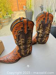 MaxSold Auction: Two-Tone Brown/Burnt Orange Leather Western Cowboy Boots, Size 4 - Los Angeles (California, USA) PARTNER MANAGED Downsizing Online Auction - W 88th Place