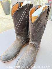 MaxSold Auction: Western Cowboy Boots Made in Texas Leather Upper - Los Angeles (California, USA) PARTNER MANAGED Downsizing Online Auction - W 88th Place