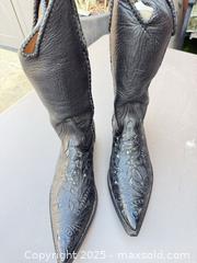 MaxSold Auction: Western Cowboy Boots Size 10 D Black Leather Snip Toe - Los Angeles (California, USA) PARTNER MANAGED Downsizing Online Auction - West 88th Place