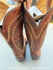 MaxSold Auction: Western/Cowboy Boots Size 10 D Brown Cognac - Los Angeles (California, USA) PARTNER MANAGED Downsizing Online Auction - West 88th Place