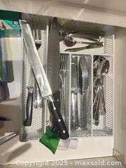 MaxSold Auction: Cutlery drawer, with cutting utensils ect. - Surrey (British Columbia, Canada) SELLER MANAGED Estate Sale Online Auction - King George Boulevard (CONDO)