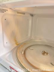 MaxSold Auction: Small microwave  - Surrey (British Columbia, Canada) SELLER MANAGED Estate Sale Online Auction - King George Boulevard (CONDO)