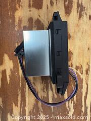 MaxSold Auction: 2002-2009 CHEVY TRAILBLAZER ENVOY FRONT HEATER BLOWER MOTOR RESISTER - Toronto (Ontario, Canada) SELLER MANAGED Downsizing Online Auction - Research Road