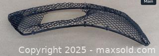 MaxSold Auction: 2003-2006 MERCEDES R230 SL500 SL600 SL55 BUMPER GRILLE A2308850153 - Toronto (Ontario, Canada) SELLER MANAGED Downsizing Online Auction - Research Road