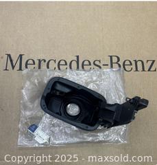 MaxSold Auction: 2012 MERCEDES-BENZ C-CLASS T-Model S204  Fuel Tank Flap A2047500103 - Toronto (Ontario, Canada) SELLER MANAGED Downsizing Online Auction - Research Road