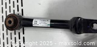 MaxSold Auction: 2017-2022 Tesla Y/3 Front Driver Stabilizer Sway bar  - Toronto (Ontario, Canada) SELLER MANAGED Downsizing Online Auction - Research Road