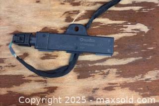 MaxSold Auction: BMW 1 Exterior Keyless Entry Aerial Antenna - Toronto (Ontario, Canada) SELLER MANAGED Downsizing Online Auction - Research Road