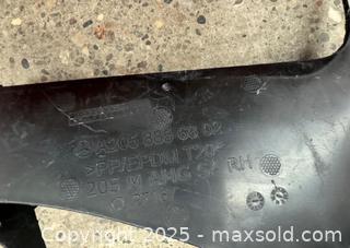 MaxSold Auction: MERCEDES BENZ W205 PLASTIC TRIM COVER RIGHT - Toronto (Ontario, Canada) SELLER MANAGED Downsizing Online Auction - Research Road