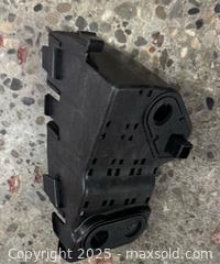 MaxSold Auction: Subaru Bracket Right side Part Number 57707SG060 - Toronto (Ontario, Canada) SELLER MANAGED Downsizing Online Auction - Research Road