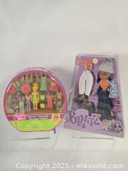 MaxSold Auction: Bratz Sasha Doll & Fashion Polly "Styles to Go" 26-Piece Set - Toronto (Ontario, Canada) SHORT NOTICE PARTNER MANAGED Downsizing Online Auction - Research Road (STORAGE)