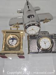 MaxSold Auction: Set of 3 Desk Clocks — Daniel David & Bulova - Toronto (Ontario, Canada) SHORT NOTICE PARTNER MANAGED Downsizing Online Auction - Research Road (STORAGE)