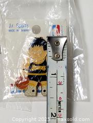 MaxSold Auction: LA LAKERS BASKETBALL TEAM FAN WEAR PIN - Kingston (Ontario, Canada) SELLER MANAGED Downsizing Online Auction - Rosemund Crescent