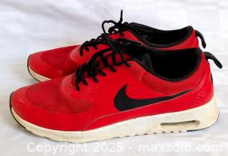 MaxSold Auction: NIKE AIR RUNNING SHOES - Kingston (Ontario, Canada) SELLER MANAGED Downsizing Online Auction - Rosemund Crescent