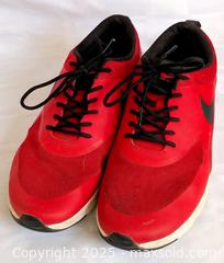 MaxSold Auction: NIKE AIR RUNNING SHOES - Kingston (Ontario, Canada) SELLER MANAGED Downsizing Online Auction - Rosemund Crescent