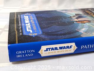 MaxSold Auction: STAR WARS HARDCOVER BOOK - Kingston (Ontario, Canada) SELLER MANAGED Downsizing Online Auction - Rosemund Crescent