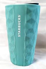 MaxSold Auction: STARBUCKS GEOMETRIC TEXTURE LIDDED TRAVEL MUG - Kingston (Ontario, Canada) SELLER MANAGED Downsizing Online Auction - Rosemund Crescent
