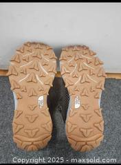 MaxSold Auction: North Face women winter shose size 5.5 - Toronto (Ontario, Canada) SELLER MANAGED Reseller Online Auction - Cosburn Avenue (CONDO)