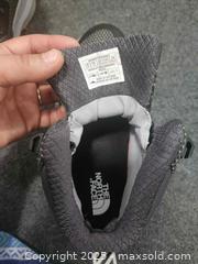 MaxSold Auction: North Face women winter shose size 5.5 - Toronto (Ontario, Canada) SELLER MANAGED Reseller Online Auction - Cosburn Avenue (CONDO)