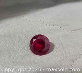 MaxSold Auction: synthetic red ruby in , measure 3/4" in diameter 4.5 - Toronto (Ontario, Canada) SELLER MANAGED Reseller Online Auction - Cosburn Avenue (CONDO)
