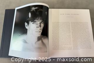 MaxSold Auction: Mapplethorpe Flora: The Complete Flowers by Robert Mapplethorpe Hardcover Book  - Toronto (Ontario, Canada) PARTNER MANAGED Reseller Online Auction -  Queen Street West