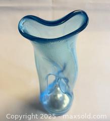 MaxSold Auction: MCM Free Form Hand Blown Art Glass Vase - Toronto (Ontario, Canada) PARTNER MANAGED Reseller Online Auction -  Queen Street West