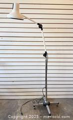 MaxSold Auction: MCM  Industrial Articulated Floor Lamp By Hung Kee Lamps in Working Condition  - Toronto (Ontario, Canada) PARTNER MANAGED Reseller Online Auction -  Queen Street West
