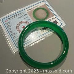 MaxSold Auction: Natural Asian D Shaped JADE Bangle with Certification  - Toronto (Ontario, Canada) PARTNER MANAGED Reseller Online Auction -  Queen Street West