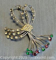 MaxSold Auction: Signed Large Sonia Lee STERLING Silver Colorful Rhinestone Brooch - Marked  - Toronto (Ontario, Canada) PARTNER MANAGED Reseller Online Auction -  Queen Street West