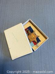 MaxSold Auction: Vintage Collectible World War II British Canadian 1939-45 Star Medal - Toronto (Ontario, Canada) PARTNER MANAGED Reseller Online Auction -  Queen Street West