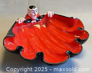 MaxSold Auction: Vintage Large Fitz & Floyd Dracula Vampire Candy Bowl Made in Japan  - Toronto (Ontario, Canada) PARTNER MANAGED Reseller Online Auction -  Queen Street West