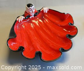 MaxSold Auction: Vintage Large Fitz & Floyd Dracula Vampire Candy Bowl Made in Japan  - Toronto (Ontario, Canada) PARTNER MANAGED Reseller Online Auction -  Queen Street West