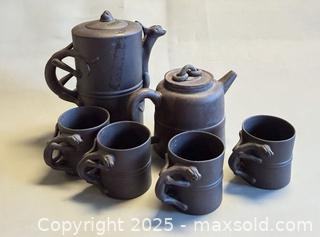 MaxSold Auction: Vintage Signed Asian Clay Lizard Handle Tea Set  - Toronto (Ontario, Canada) PARTNER MANAGED Reseller Online Auction -  Queen Street West