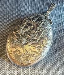 MaxSold Auction: Vintage STERLING Silver Customized Locket Pendant - Marked  - Toronto (Ontario, Canada) PARTNER MANAGED Reseller Online Auction -  Queen Street West