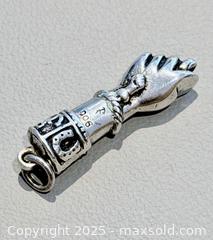 MaxSold Auction: Vintage STERLING Silver Figa Fist Pendant - Marked  - Toronto (Ontario, Canada) PARTNER MANAGED Reseller Online Auction -  Queen Street West