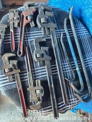 MaxSold Auction: Crowbars plus - Brampton (Ontario, Canada) SELLER MANAGED Downsizing Online Auction SUPER SHORT NOTICE- Harold Street