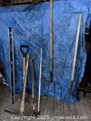 MaxSold Auction: Pitch forks plus - Brampton (Ontario, Canada) SELLER MANAGED Downsizing Online Auction SUPER SHORT NOTICE- Harold Street