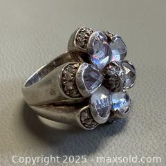 MaxSold Auction: 925 Silver Flower Gemstone Women's Ring - Marked  - Toronto (Ontario, Canada) PARTNER MANAGED Reseller Online Auction - Queen Street Wt.