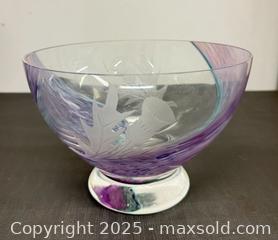 MaxSold Auction: Signed Caithness Art Glass Footed Bowl - Toronto (Ontario, Canada) PARTNER MANAGED Reseller Online Auction - Queen Street Wt.