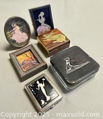 MaxSold Auction: Vintage Collectible Wooden Trinket Box with Brass Rabbit,  Art Nouveau Volupté Powder Compact & More  - Toronto (Ontario, Canada) PARTNER MANAGED Reseller Online Auction - Queen Street Wt.
