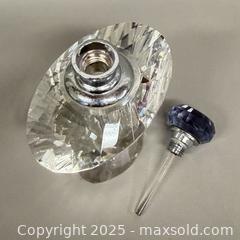 MaxSold Auction: Vintage Crystal Perfume Bottle - Toronto (Ontario, Canada) PARTNER MANAGED Reseller Online Auction - Queen Street Wt.