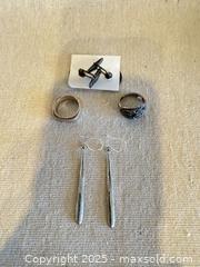 MaxSold Auction: Mixed Sterling Silver Jewelry Lot with Marcasite Accents - Toronto (Ontario, Canada) SELLER MANAGED Downsizing Online Auction -  Weston Road (CONDO)