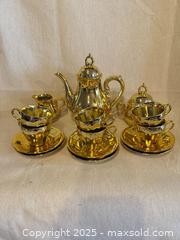 MaxSold Auction: Vintage Japanese Porcelain Tea Set with Gold Luster, 15 Pieces  - Toronto (Ontario, Canada) SELLER MANAGED Downsizing Online Auction -  Weston Road (CONDO)