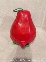 MaxSold Auction: Vintage Strawberry Shortcake Doll Playset with Storage Case - Toronto (Ontario, Canada) SELLER MANAGED Downsizing Online Auction -  Weston Road (CONDO)