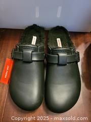 MaxSold Auction: Black Women's Clogs New with Tag - Toronto (Ontario, Canada) SELLER MANAGED Downsizing Online Auction - Mcadam Avenue