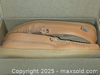 MaxSold Auction: Laurentian Men's Moccasins New with Box - Toronto (Ontario, Canada) SELLER MANAGED Downsizing Online Auction - Mcadam Avenue