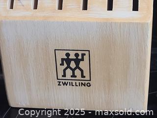 MaxSold Auction: Zwilling Cutting Utensil Block New - Toronto (Ontario, Canada) SELLER MANAGED Downsizing Online Auction - Mcadam Avenue