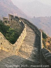 MaxSold Auction: Abstract Geometric & Great Wall Photo on Gallery-Wrapped Canvas - Livermore (California, USA) SELLER MANAGED Estate Sale Online Auction - Hansen Road