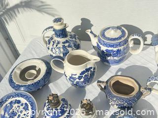 MaxSold Auction: Assorted Blue & White Transferware China Lot (approx. 31 pcs) - Livermore (California, USA) SELLER MANAGED Estate Sale Online Auction - Hansen Road