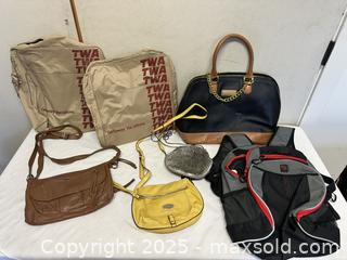 MaxSold Auction: Hand Bag Purse Lot 2  - Livermore (California, USA) SELLER MANAGED Estate Sale Online Auction - Hansen Road